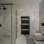 Jezerní Apartmány&penzion Wellness