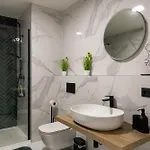 Jezerni شقة فندقية 3*